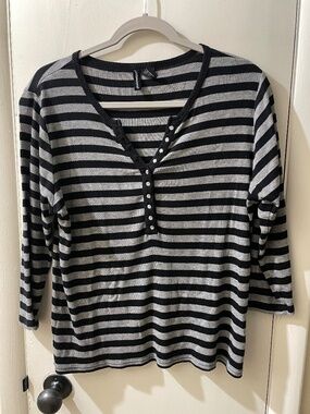 Striped 3/4 sleeve weekend top